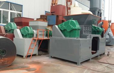 Chiny Double Roller Shredder Wood Crusher Machine With Big Feeder Opening dostawca