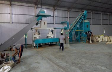 Animal Dung / Horse Manure / Cow Dung Wood Pellet Maker Machine 5T/H Capacity dostawca